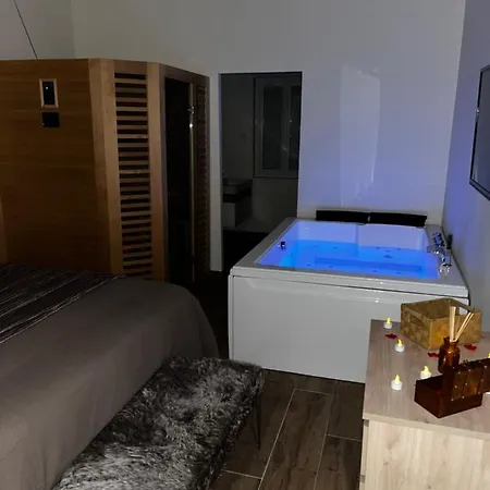 Romantique Wild Avec Balnéo Et Sauna Privatif Appartement Fontenoy (Aisne)