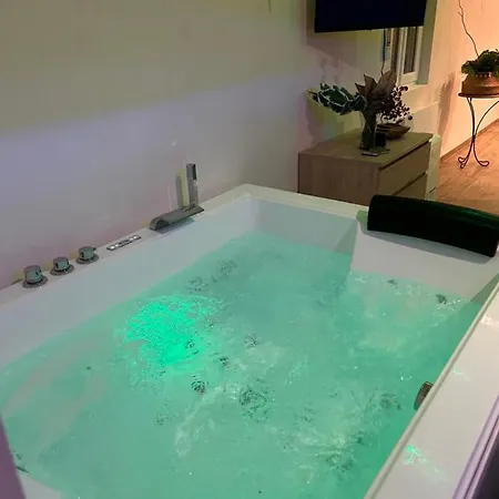 アパート Detente Au Bord De Foret Avec Balneo Et Sauna Prive Fontenoy (Aisne)